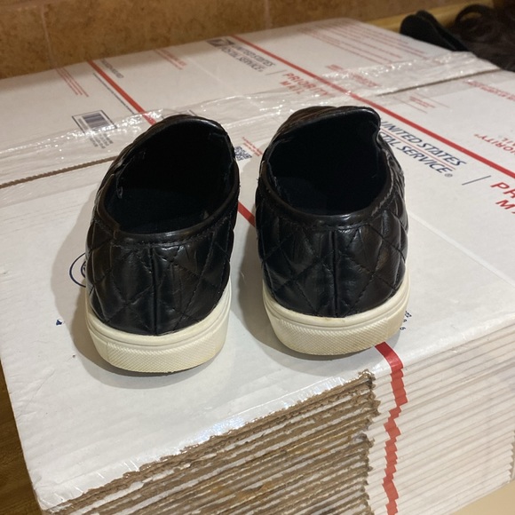 Time&Tru size 6 shoes good condition - Picture 3 of 5